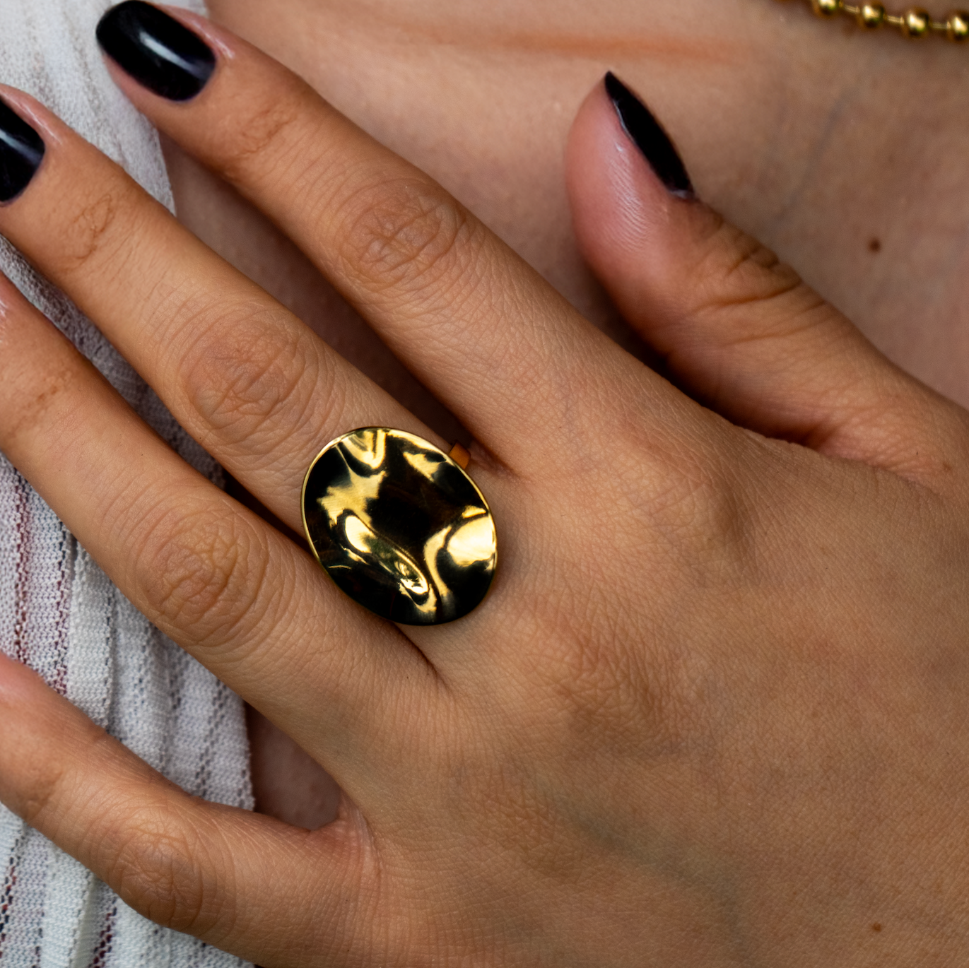 Anillo Laurel